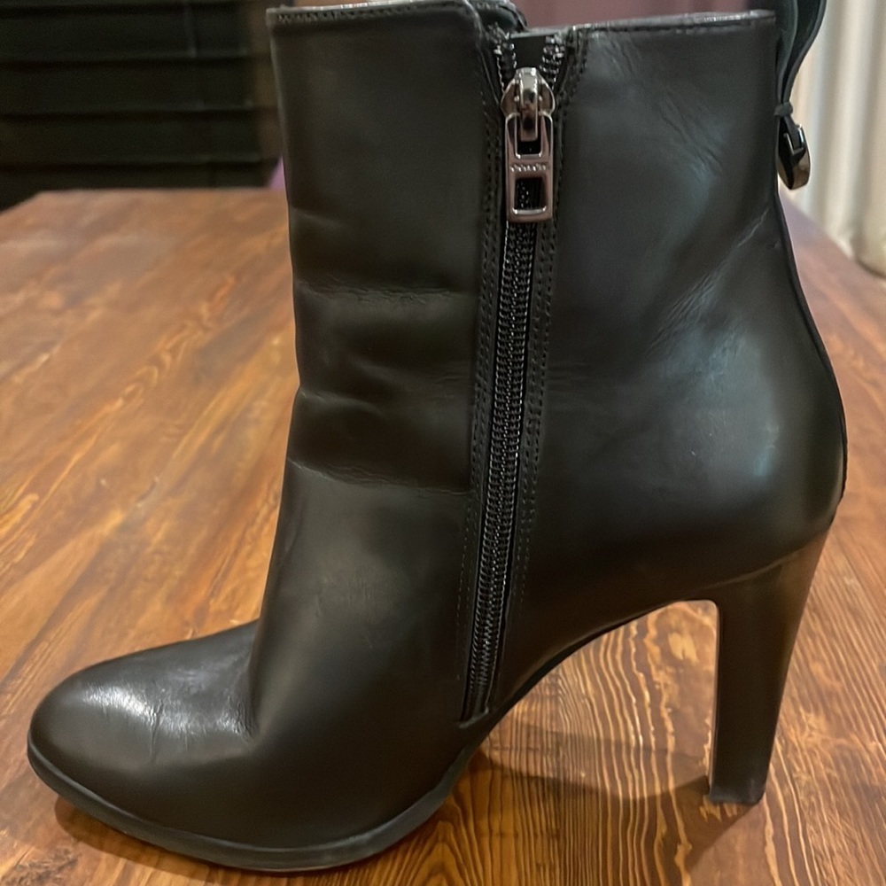 COACH BOOTS - Picture 7 of 9